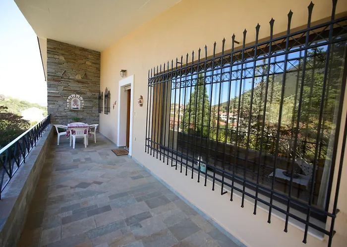 Horizon Villa Levídhion